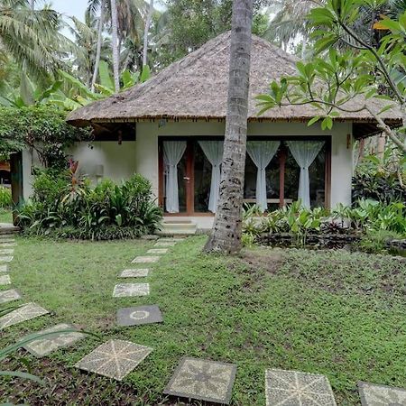 Rumah Kelapa Sepi Karangasem Buitenkant foto
