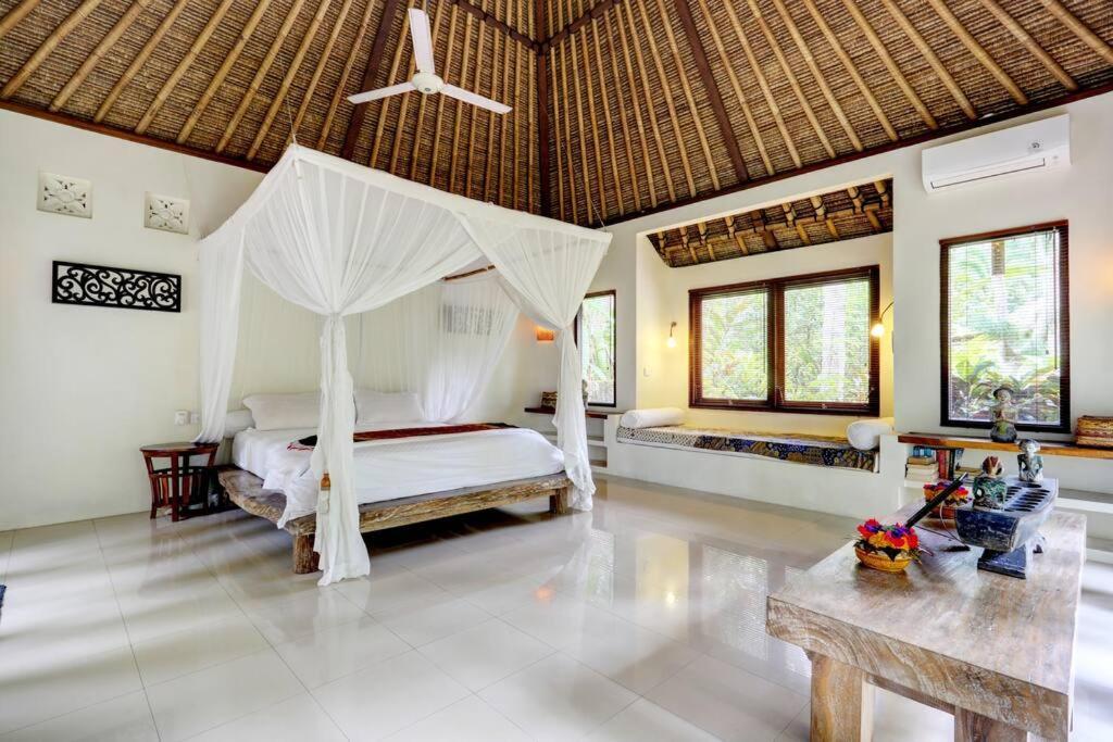 Rumah Kelapa Sepi Karangasem Buitenkant foto